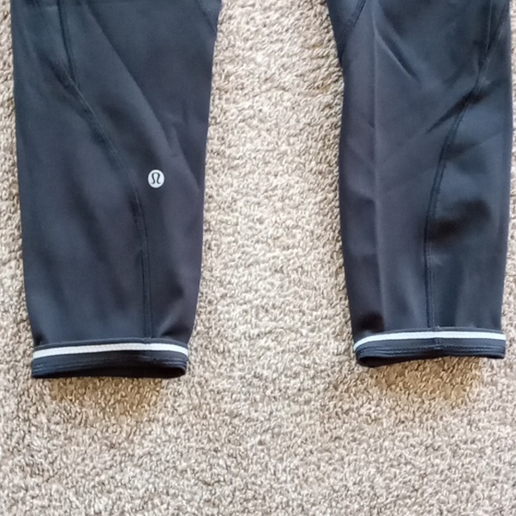Lululemon Time To Sweat Black Crop Leggings - Picture 6 of 10